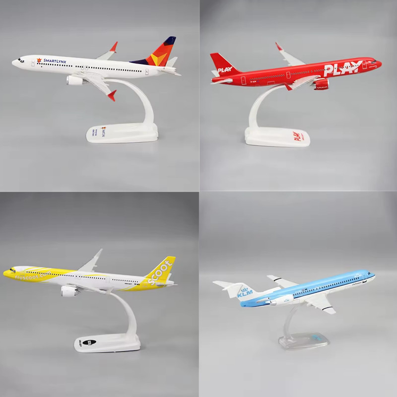 Model Airplane Plastic - Modelo de Avião em Escala 1/100