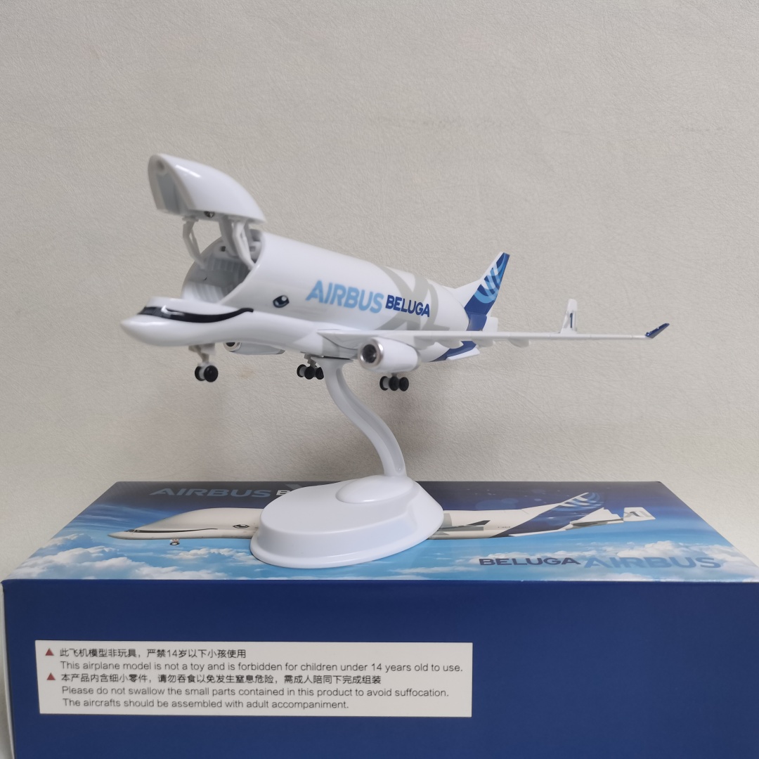Modelo de Aeronave em Escala d - Model Airplane Plastic avaliação e preço